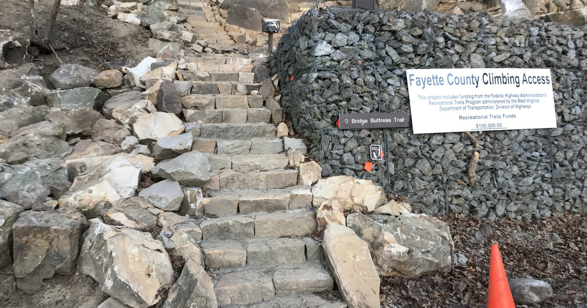 Access Fund Conservation Team Restoring Bridge Buttress in New…